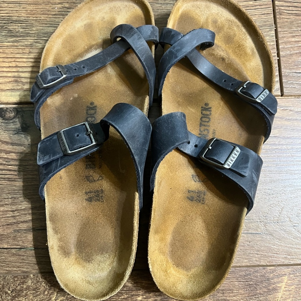 Birkenstock Mayari Oiled Leather Navy  Sandals